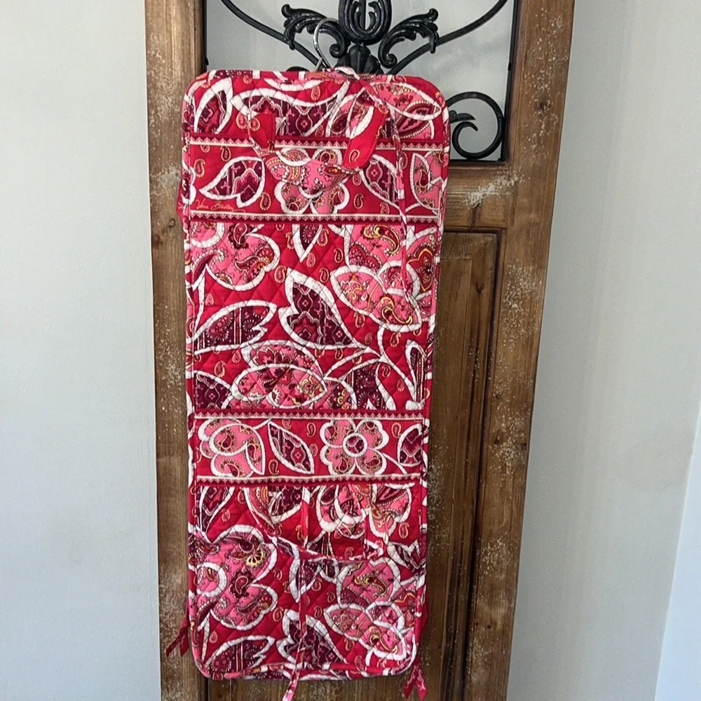 Vera Bradley retired red paisley hanging cosmetic bag and case - Picture 5 of 12